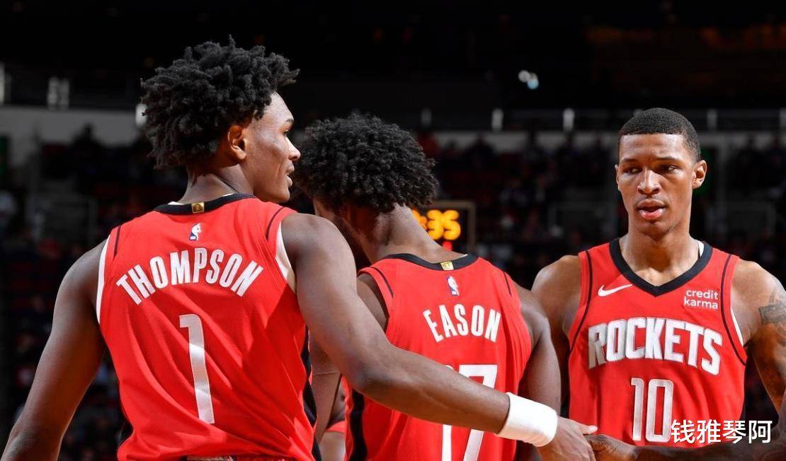 女线两处被 女线两处被