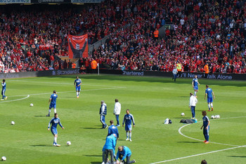 更是在向联 更是在向联