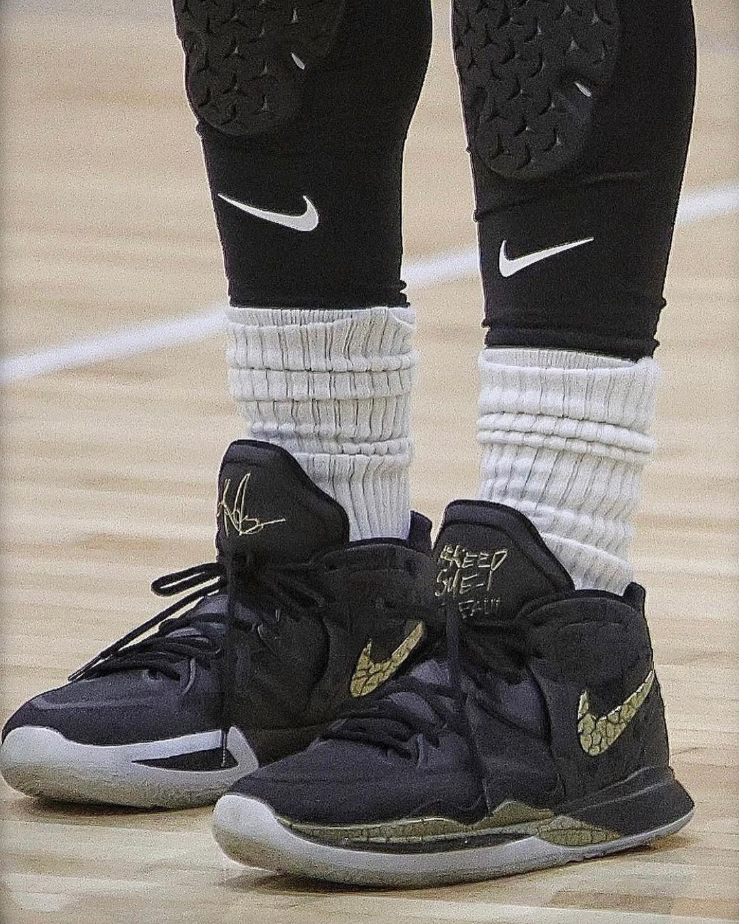 击与定位球 击与定位球