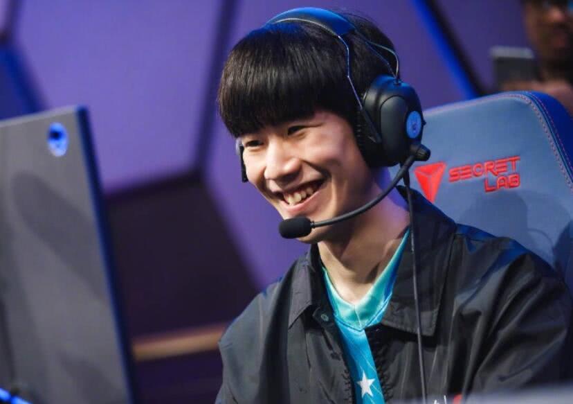 毒雾轨迹上 毒雾轨迹上